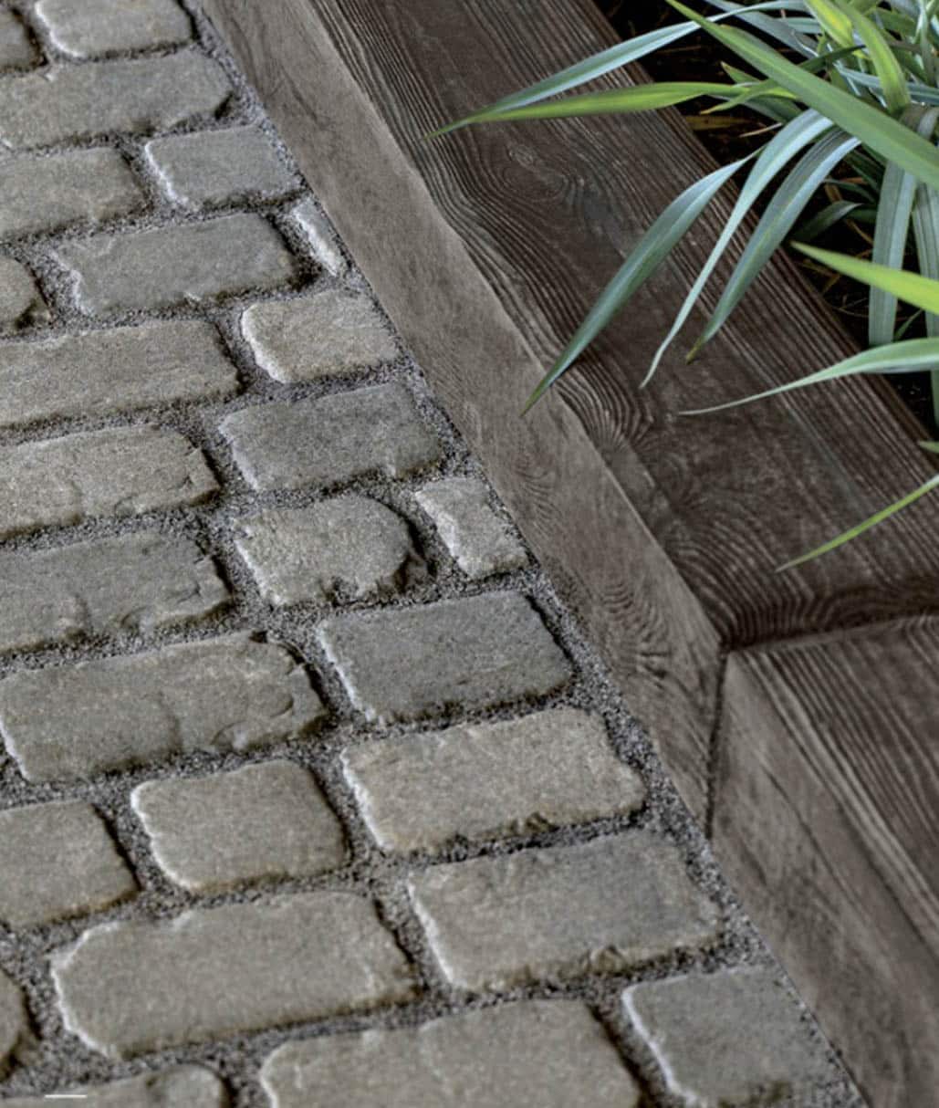 Techo Bloc Edges - Weston Garden